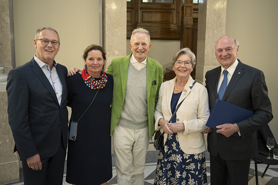 Feri Schwarz (Bürgermeister von Bad Schönau), Astrid und Folke Tegetthoff, Elisabeth und Erwin Pröll | © Christian Jungwirth